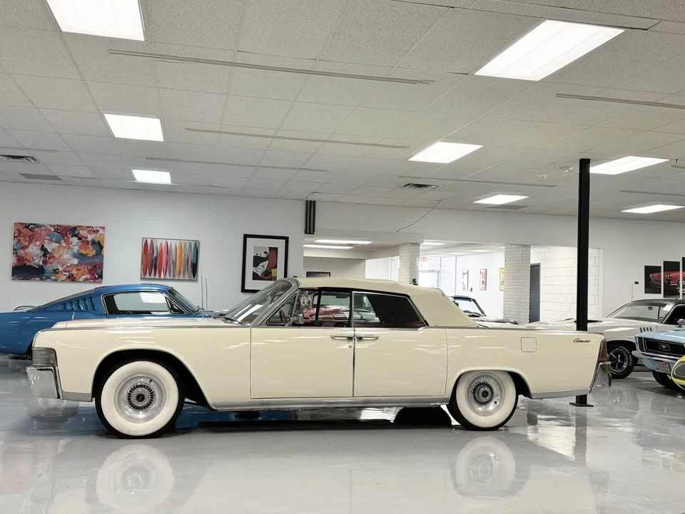 1965 Lincoln Continental 4th Gen - Image 8 of 20