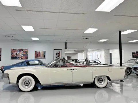 1965 Lincoln Continental Sedan 4D