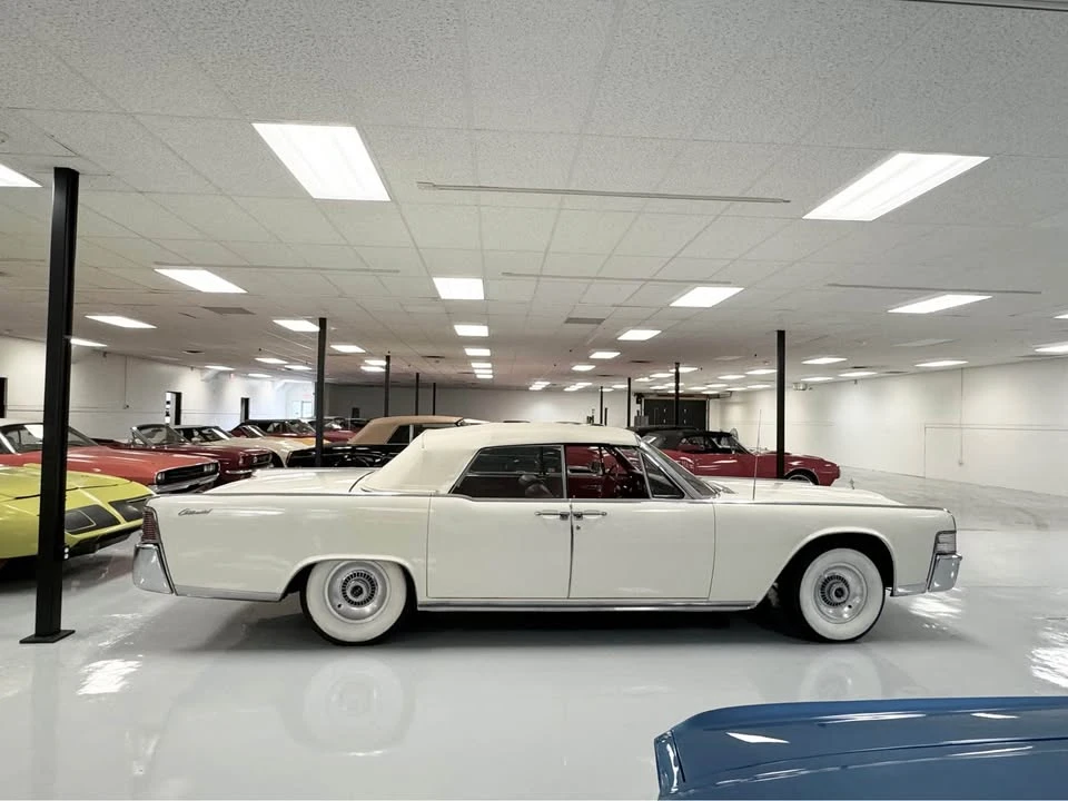 1965 Lincoln Continental 4th Gen - Image 13 of 20