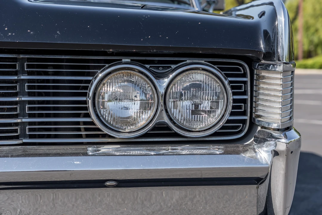 1965 Lincoln Continental 4th Gen - Image 17 of 31