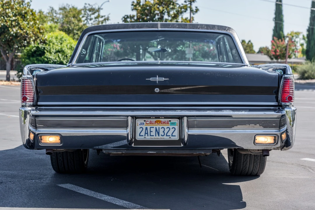 1965 Lincoln Continental 4th Gen - Image 23 of 31
