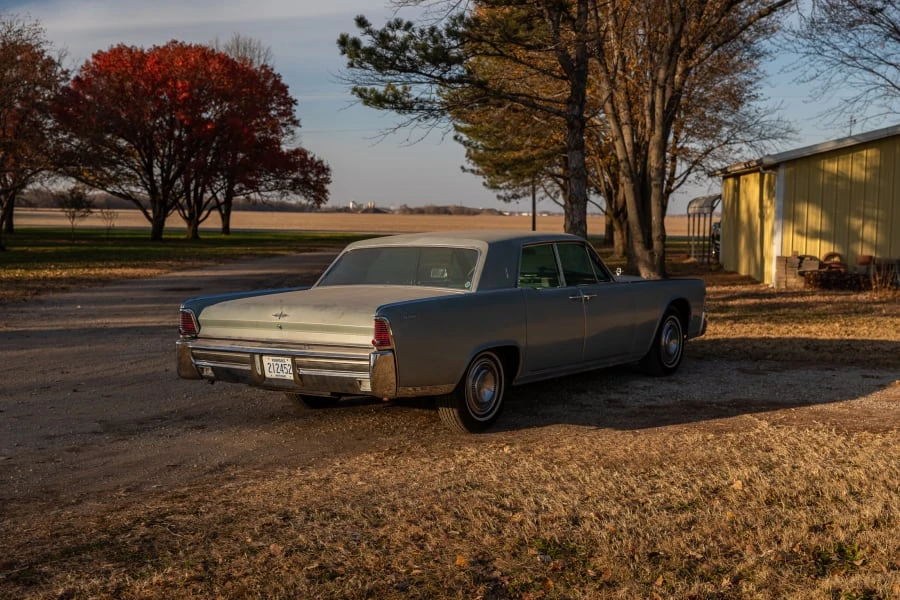 1965 Lincoln Continental 4th Gen - Image 3 of 15