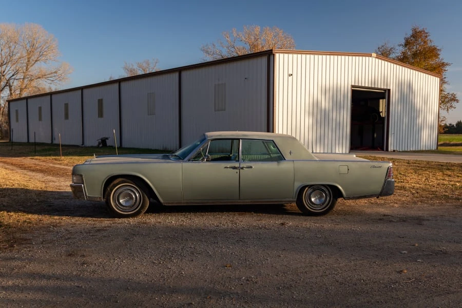 1965 Lincoln Continental 4th Gen - Image 7 of 15