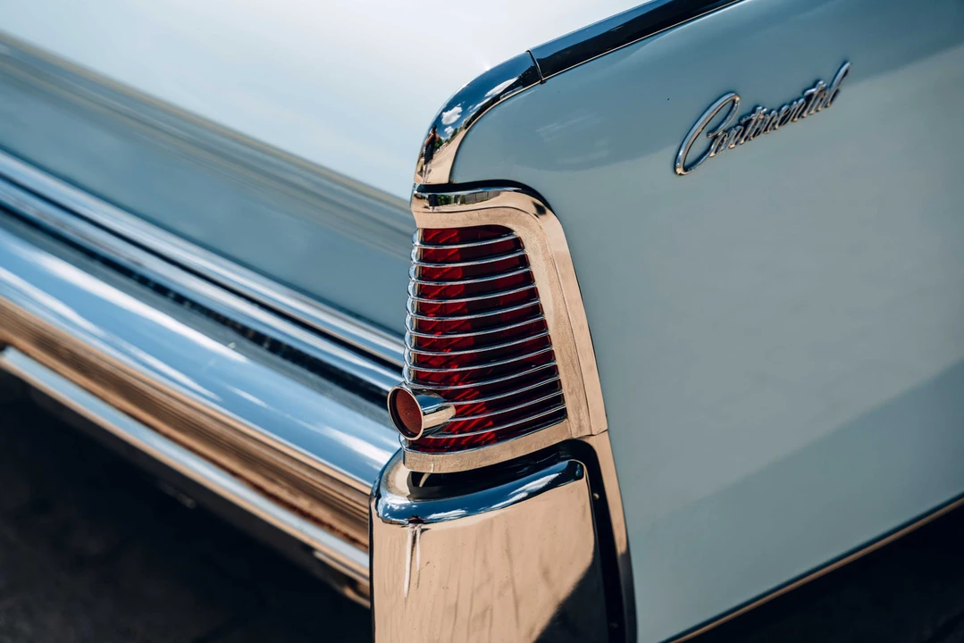 1965 Lincoln Continental 4th Gen - Image 29 of 31