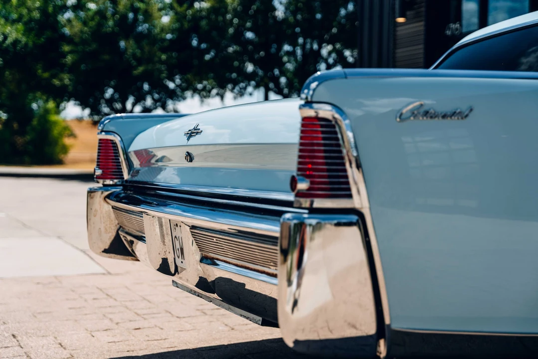 1965 Lincoln Continental 4th Gen - Image 28 of 31