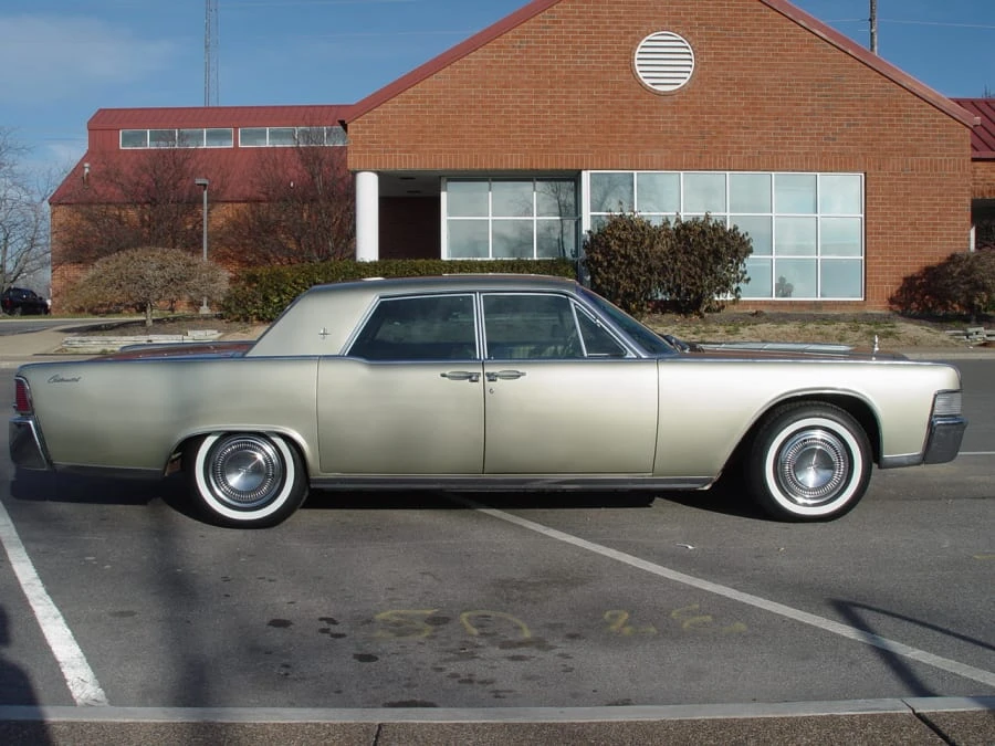1965 Lincoln Continental 4th Gen - Image 7 of 7