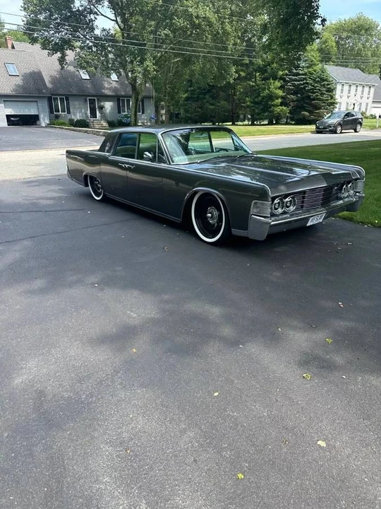 1965 Lincoln Continental 4th Gen - Image 9 of 24