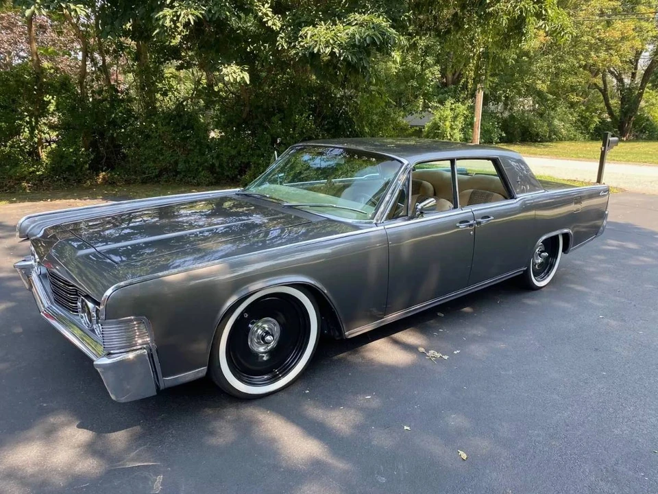 1965 Lincoln Continental 4th Gen - Image 3 of 24