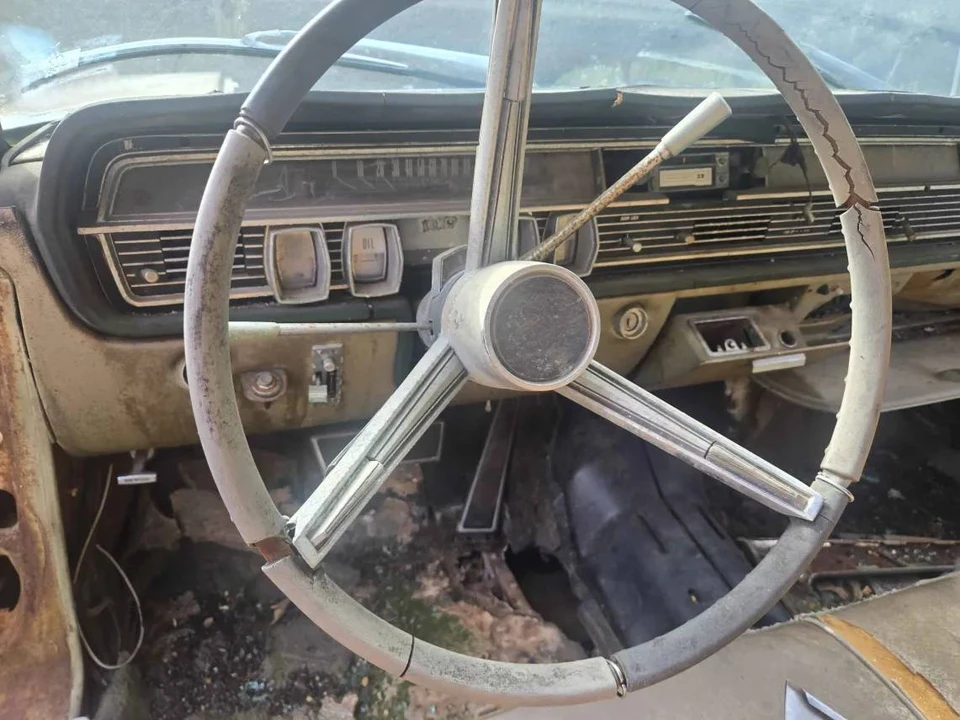 1965 Lincoln Continental 4th Gen - Image 2 of 18