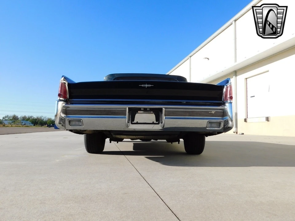 1965 Lincoln Continental 4th Gen - Image 10 of 21