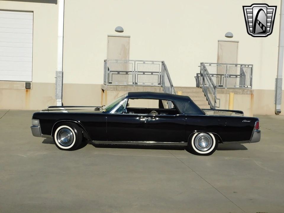 1965 Lincoln Continental 4th Gen - Image 7 of 21
