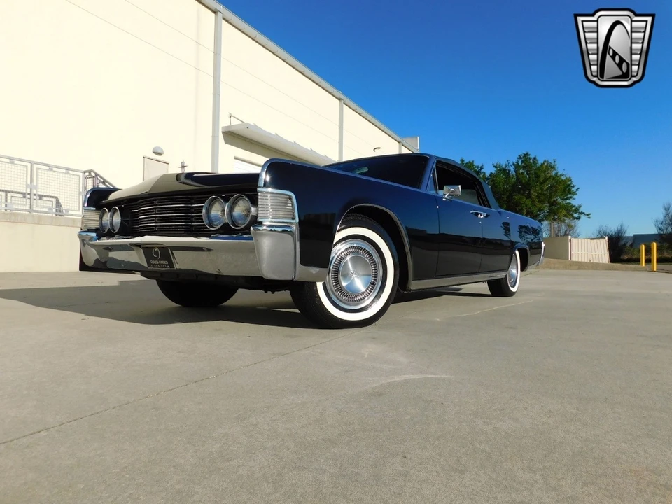 1965 Lincoln Continental 4th Gen - Image 12 of 21
