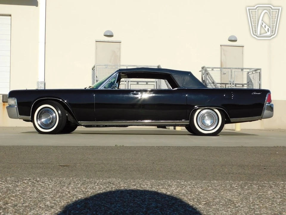 1965 Lincoln Continental 4th Gen - Image 8 of 12
