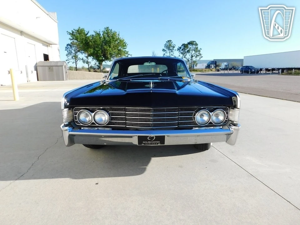 1965 Lincoln Continental 4th Gen - Image 3 of 12