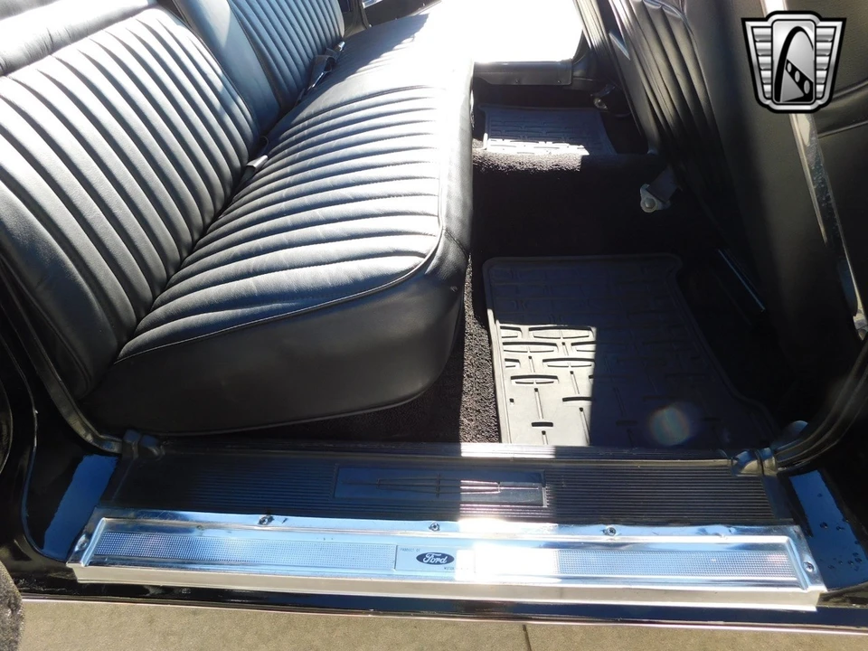 1965 Lincoln Continental 4th Gen - Image 18 of 21