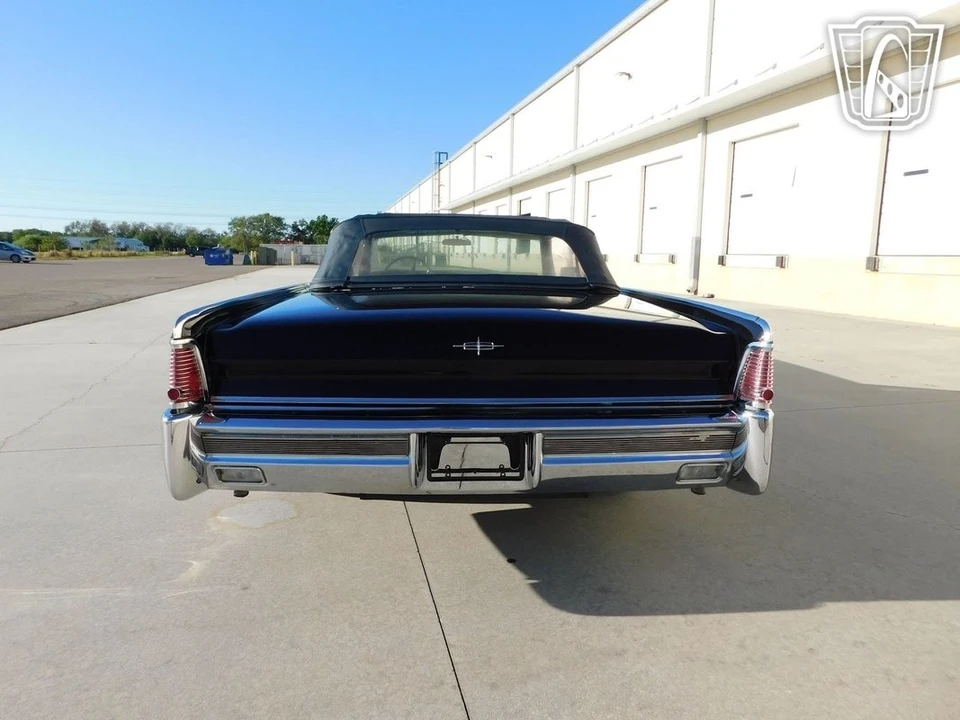 1965 Lincoln Continental 4th Gen - Image 4 of 12