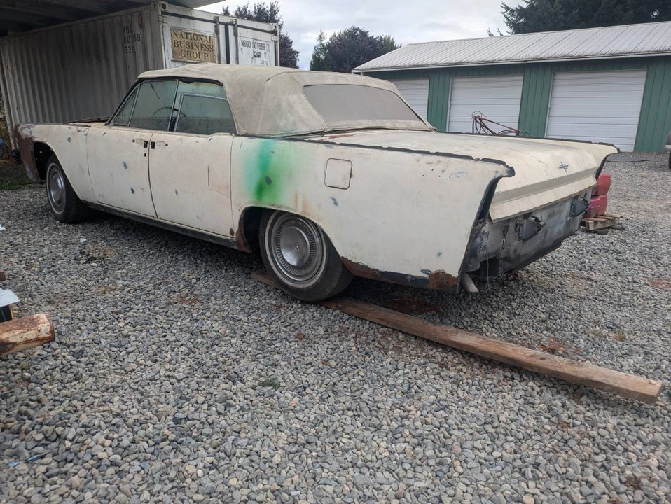 1965 Lincoln Continental 4th Gen - Image 2 of 20