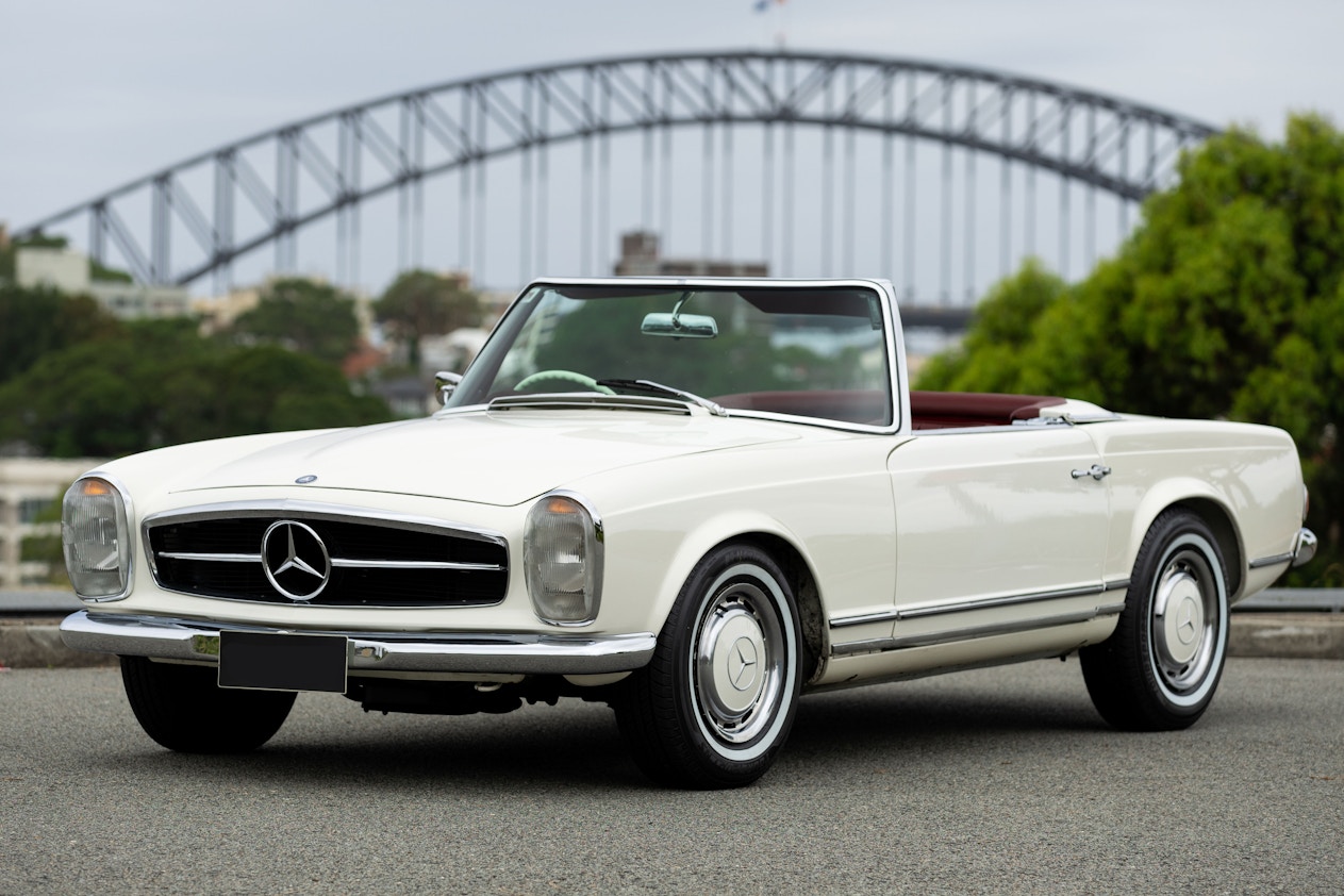 1965 Mercedes-Benz 230 Sl Pagoda
