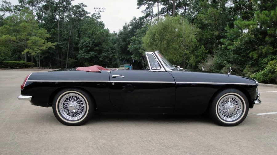 1965 MG MGB Roadster - Image 2 of 8