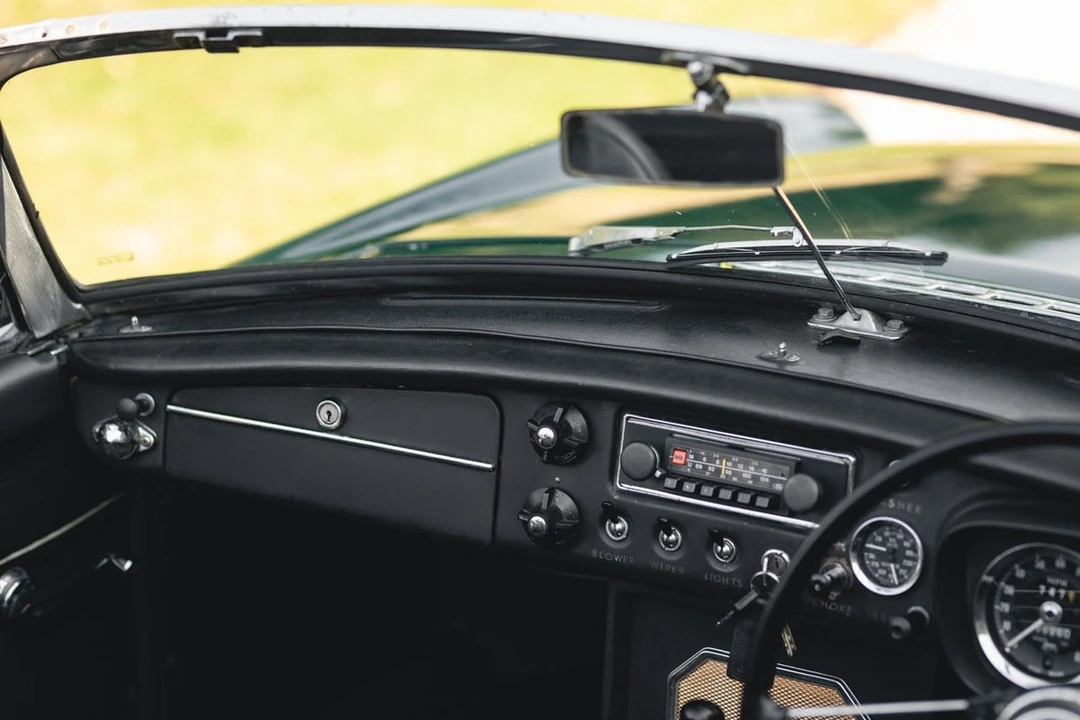 1965 MG MGB Roadster - Image 28 of 30