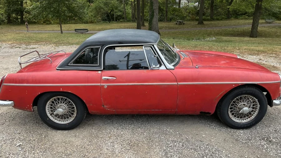 1965 MG MGB Roadster - Image 2 of 13