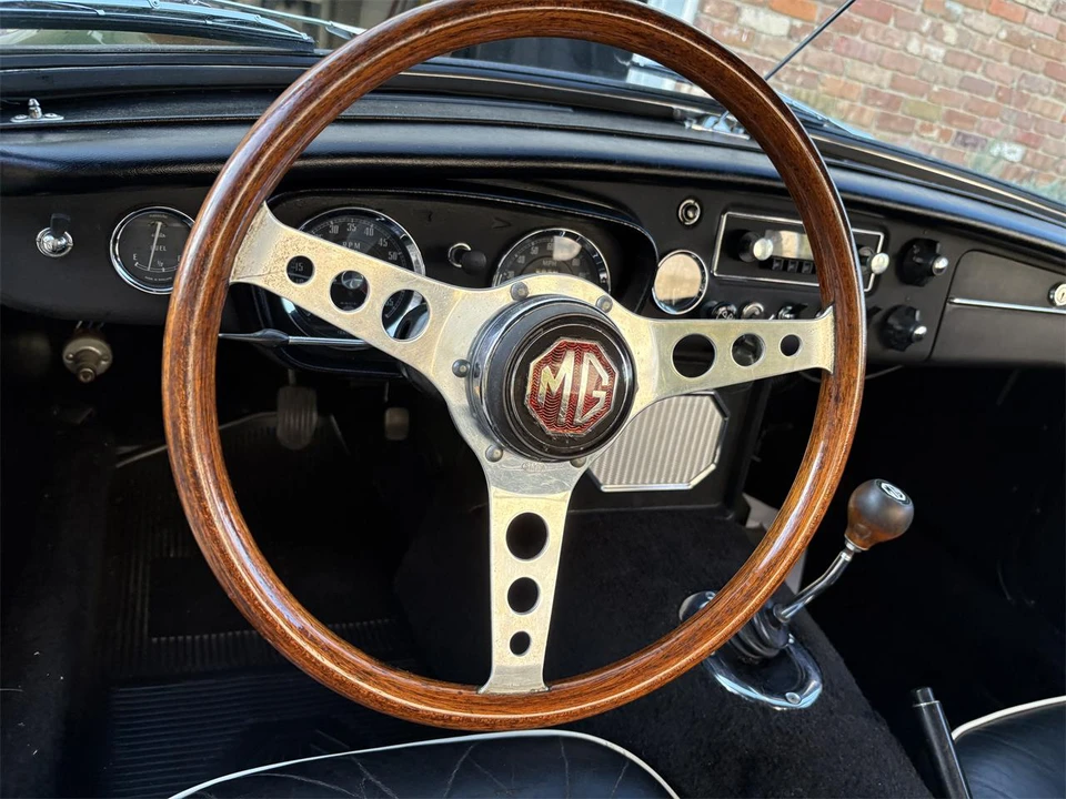 1965 MG MGB Roadster - Image 6 of 31