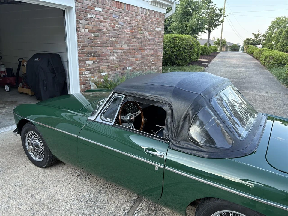 1965 MG MGB Roadster - Image 14 of 31