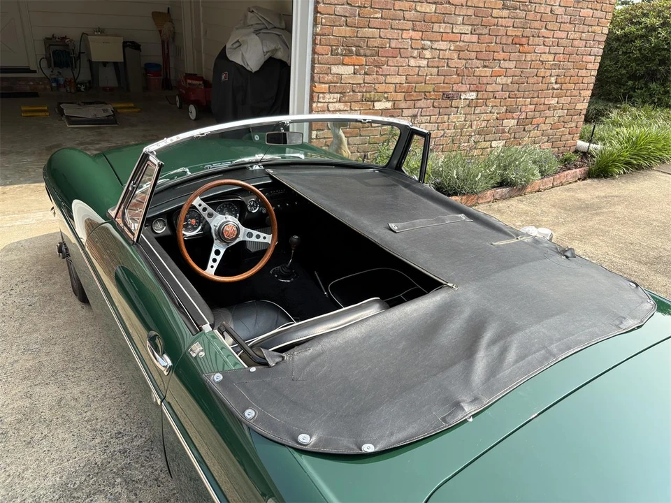 1965 MG MGB Roadster - Image 17 of 31
