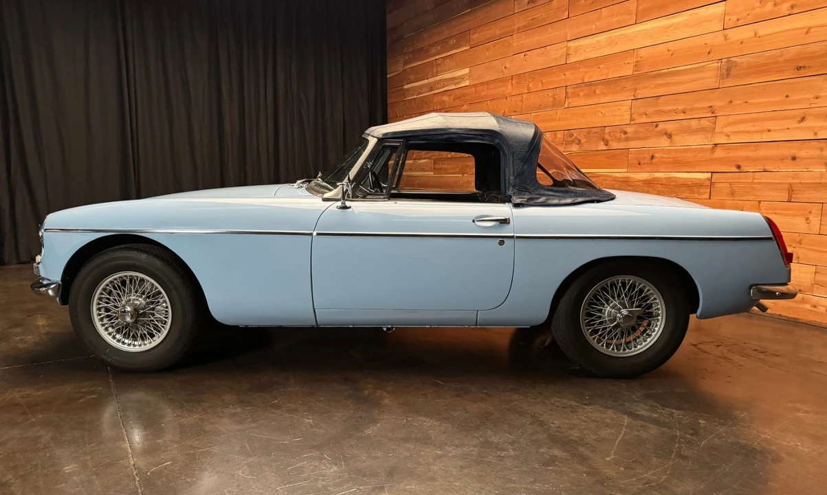 1965 MG MGB Roadster - Image 2 of 21