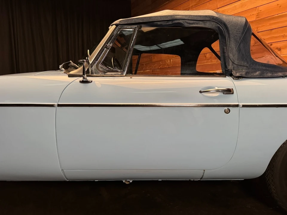 1965 MG MGB Roadster - Image 10 of 21