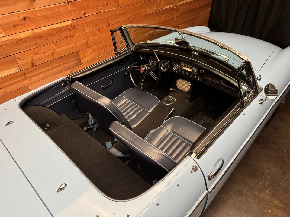 1965 MG MGB Roadster - Image 19 of 21
