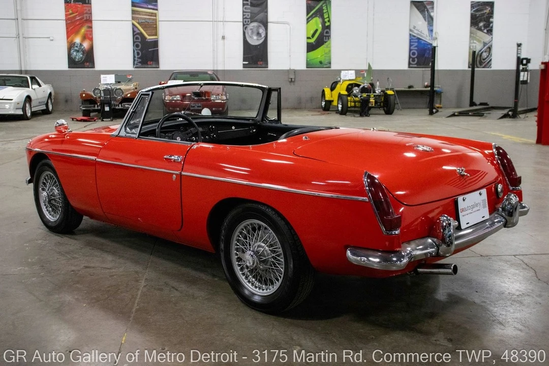 1965 MG MGB Roadster - Image 5 of 12