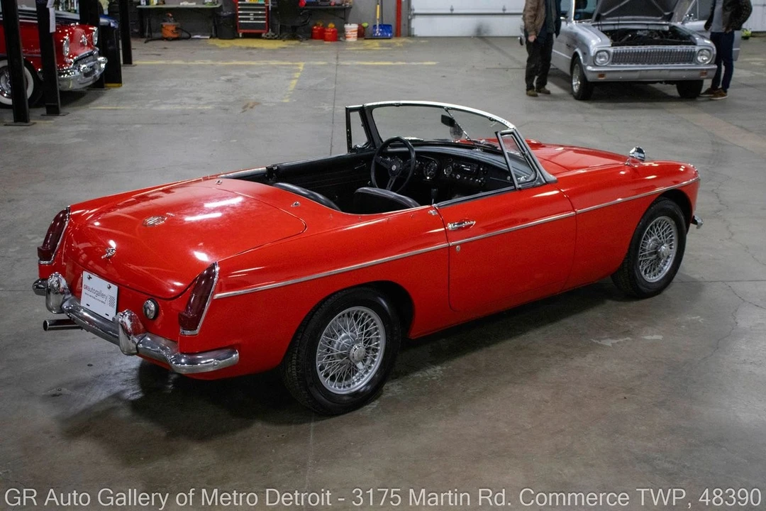 1965 MG MGB Roadster - Image 8 of 12