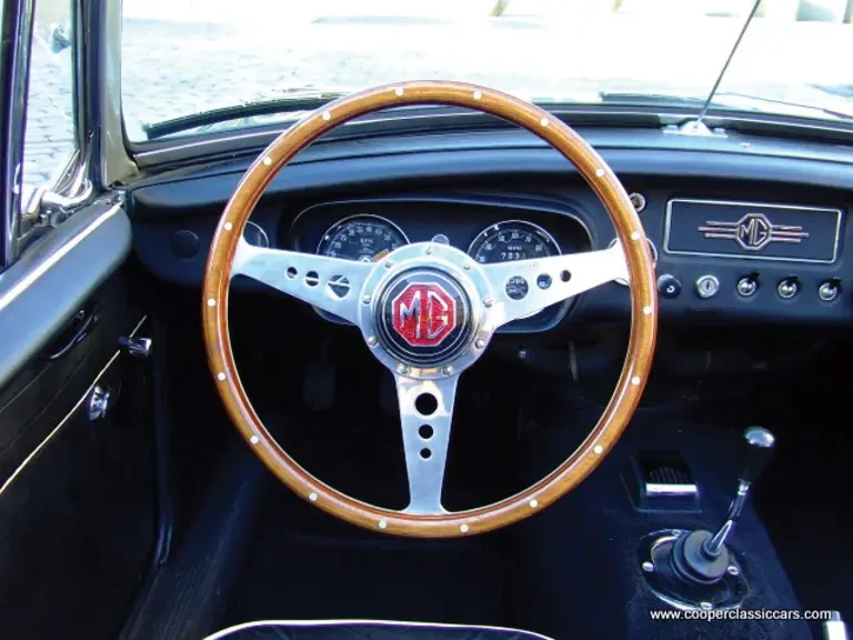 1965 MG MGB Roadster - Image 15 of 20