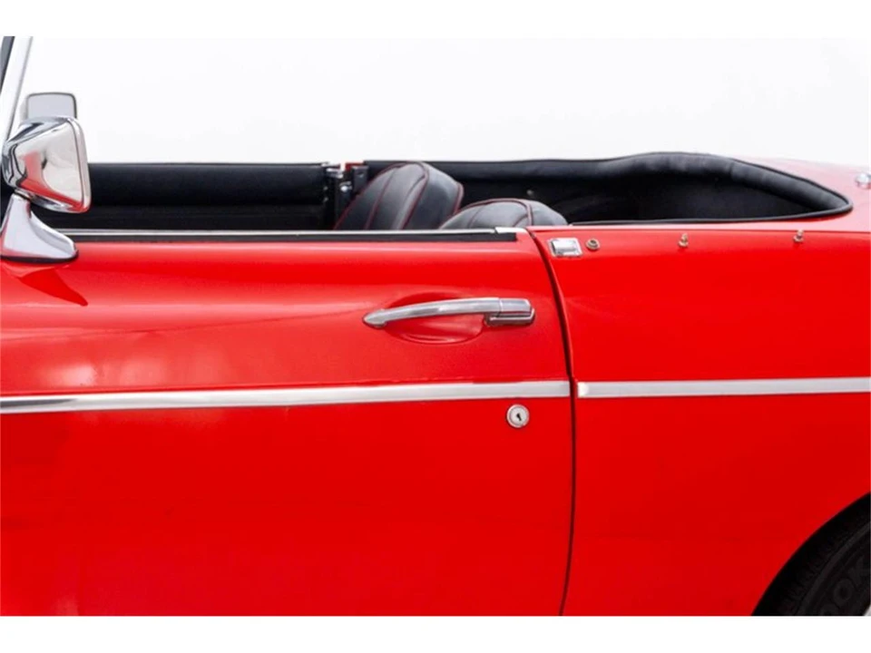 1965 MG MGB Roadster - Image 16 of 31