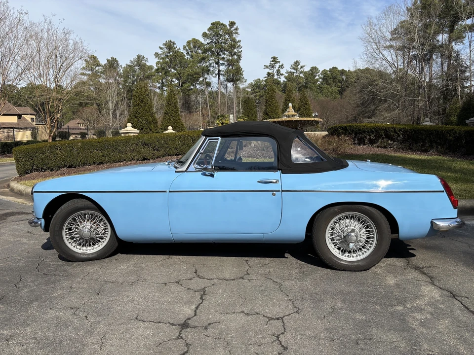 1965 MG MGB Roadster - Image 16 of 31