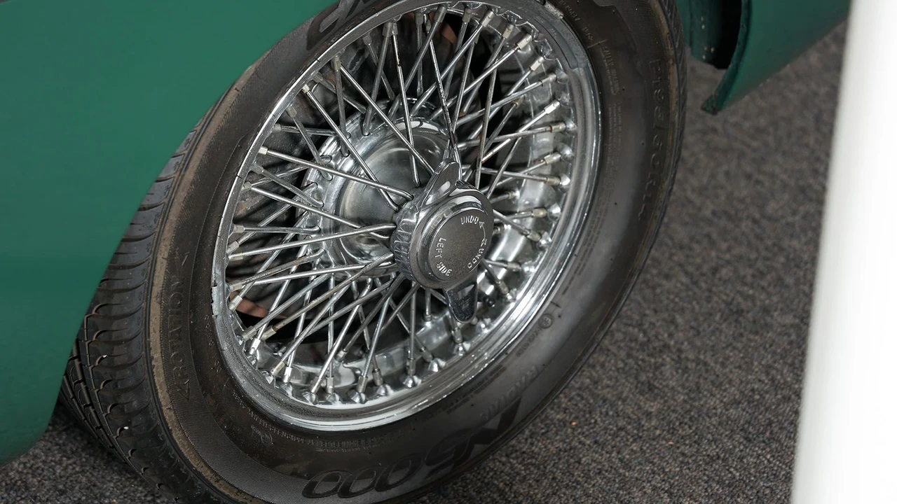 1965 MG MGB Roadster - Image 14 of 31