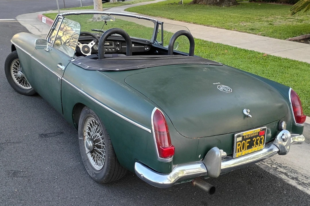 1965 MG MGB Roadster - Image 2 of 8