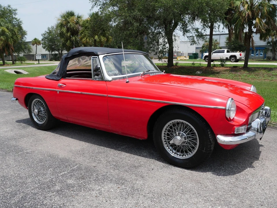 1965 MG MGB Roadster - Image 12 of 24