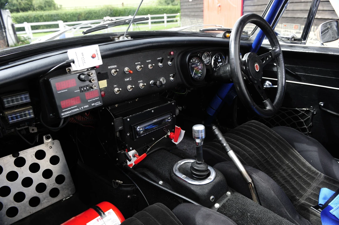 1965 MG MGB Roadster - Image 11 of 17