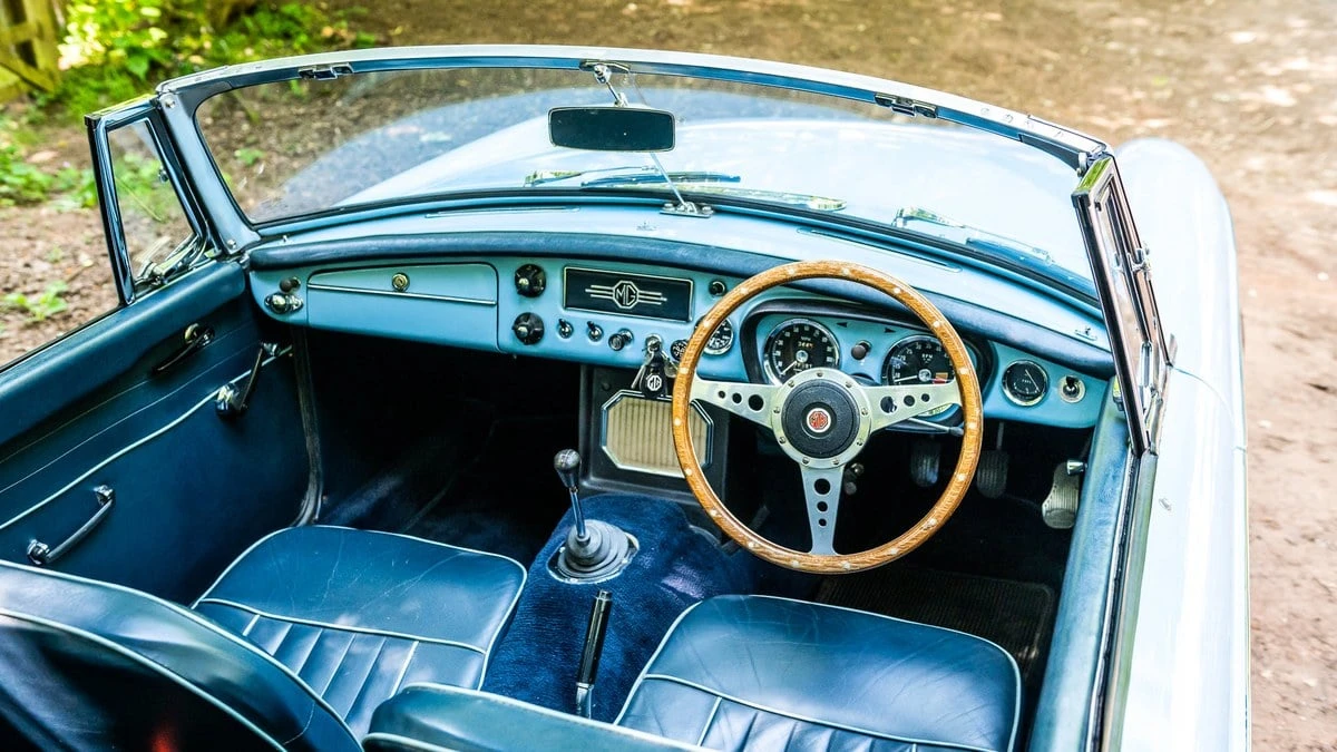 1965 MG MGB Roadster - Image 16 of 30