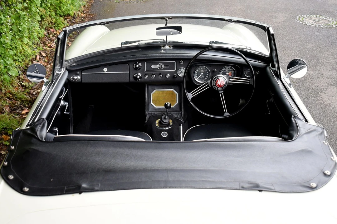 1965 MG MGB Roadster - Image 26 of 30