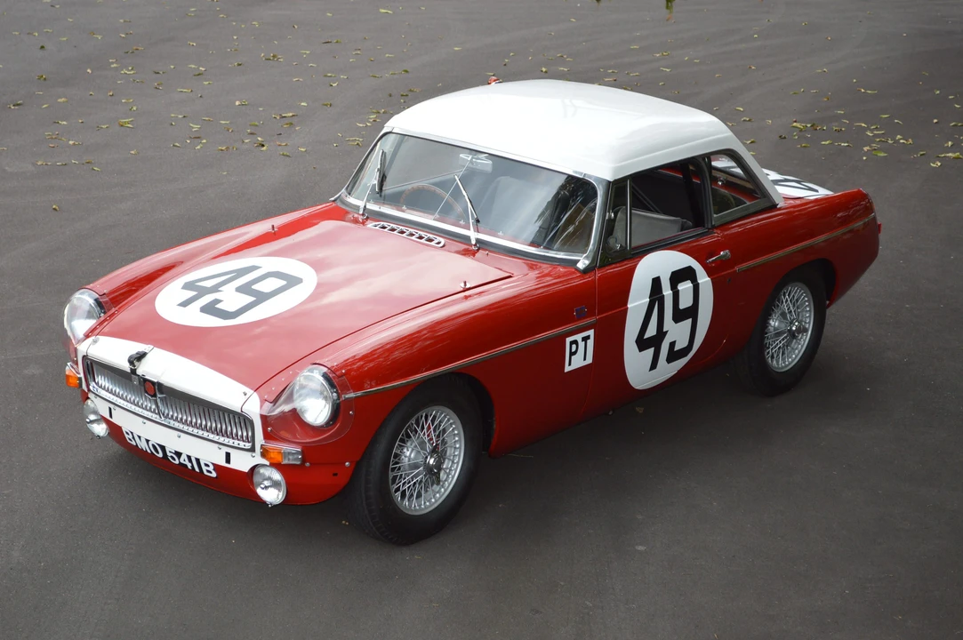 1965 MG MGB Roadster - Image 13 of 14