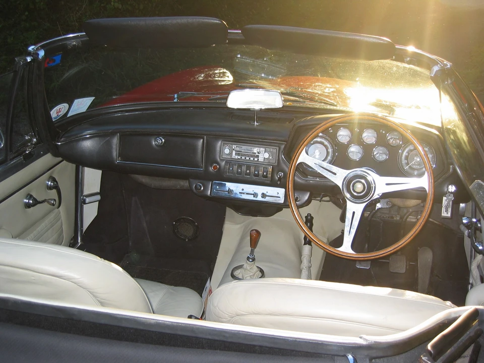 1965 Maserati Mistral - Image 7 of 17