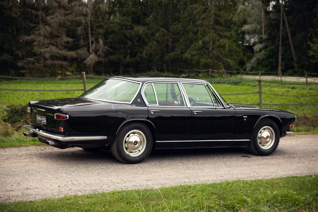 1965 Maserati Quattroporte 1st Gen - Image 22 of 31