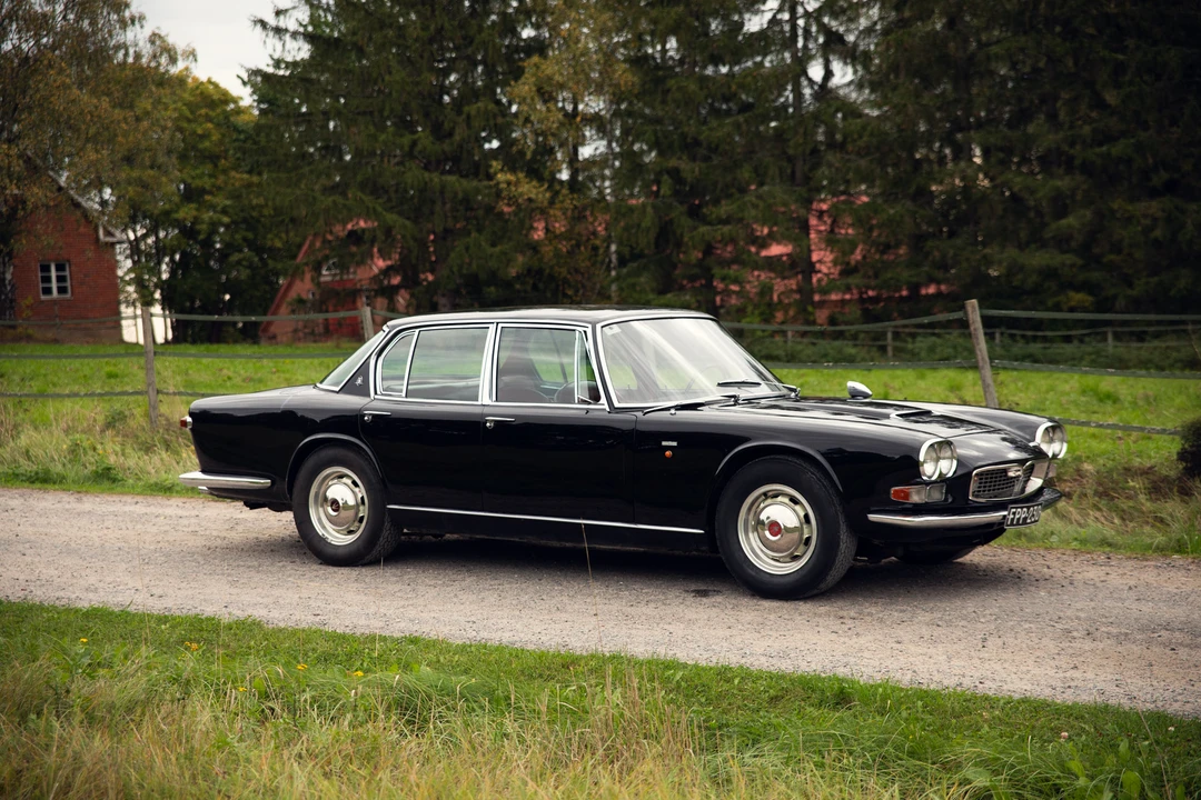 1965 Maserati Quattroporte 1st Gen - Image 25 of 31