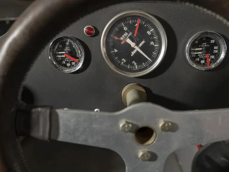 1965 McLaren McLaren Racing - Image 15 of 31