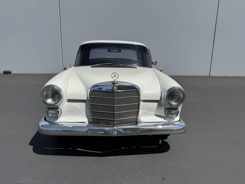 1965 Mercedes-Benz W110 - Image 5 of 31