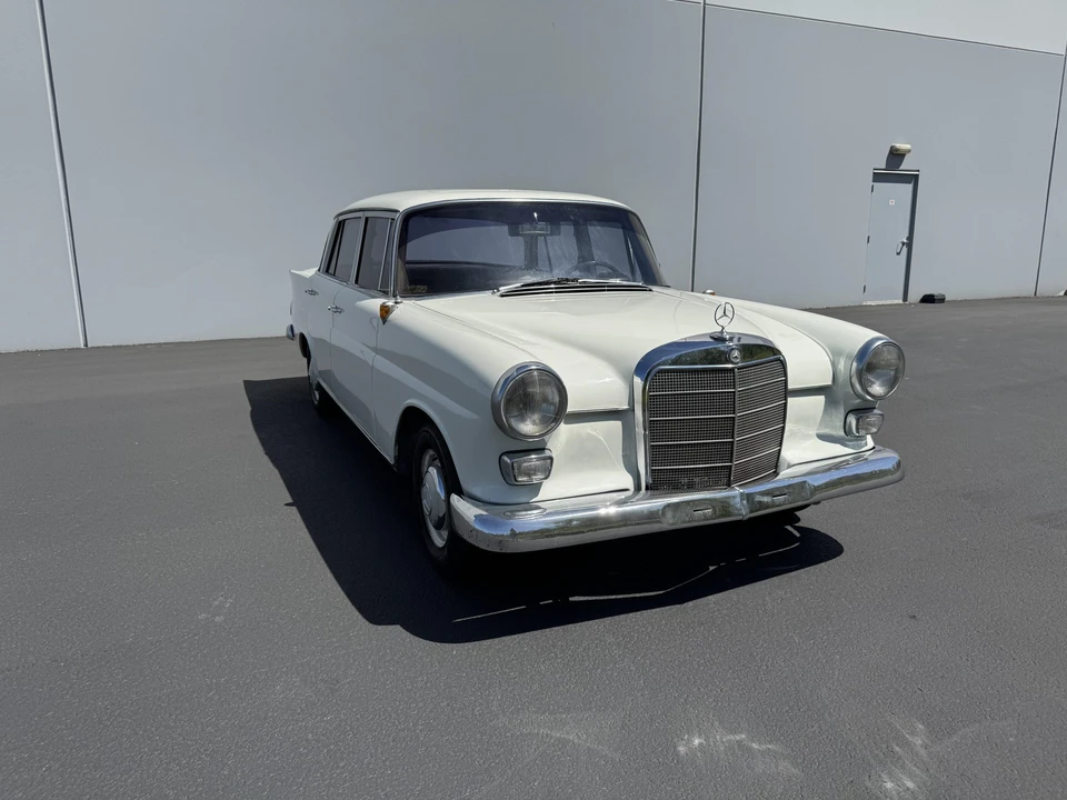 1965 Mercedes-Benz W110 - Image 7 of 31