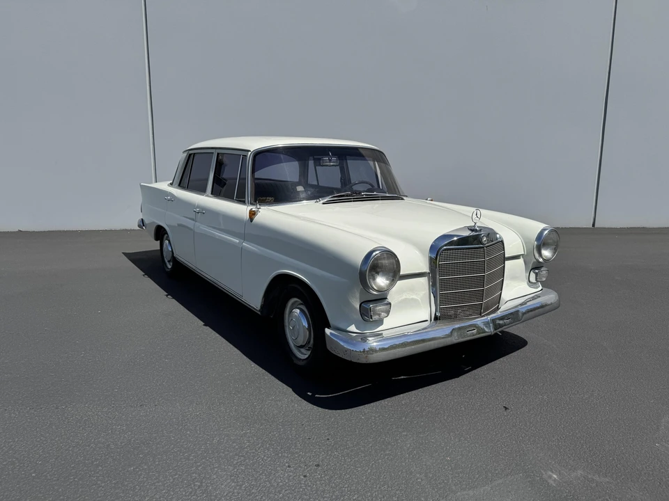 1965 Mercedes-Benz W110 - Image 8 of 31